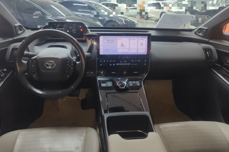 Toyota bZ4X 2022 immagine di auto #11