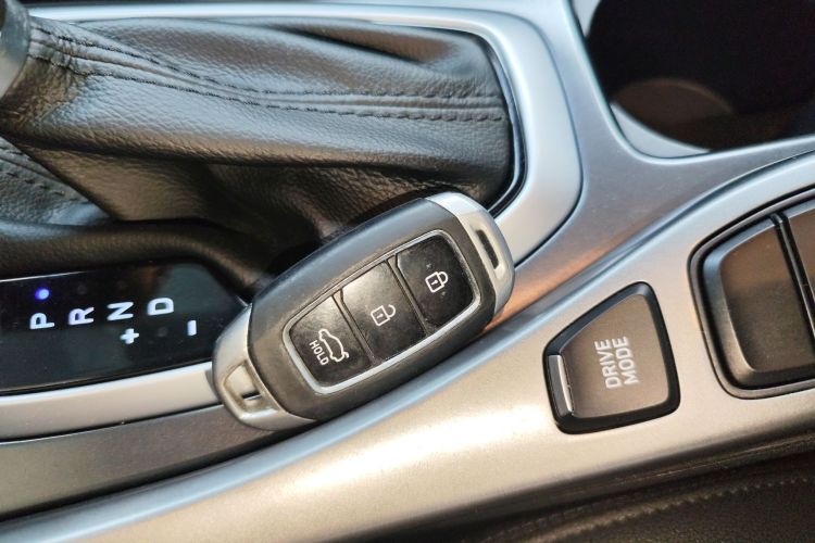 Hyundai Lafesta 2021 car image #11