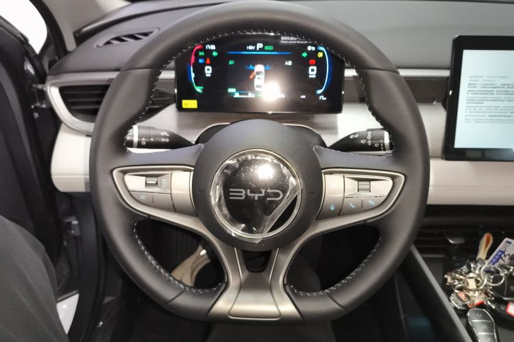 BYD Seal 05 DM-i 2025 car image #11