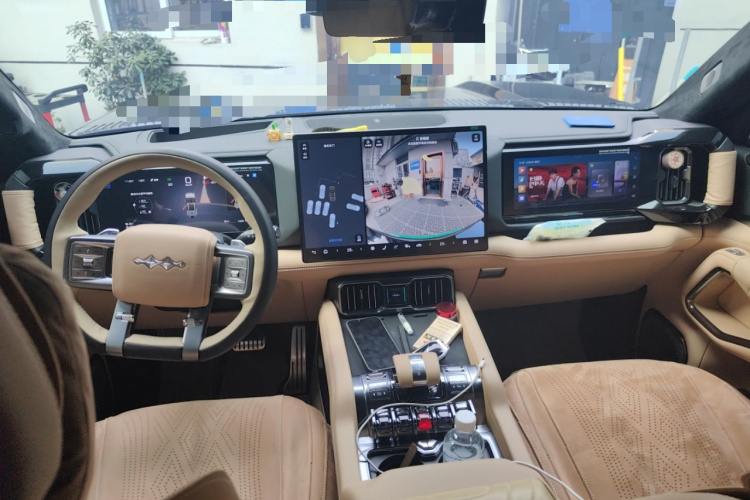 FangChengBao Leopard 8 2025 car image #11