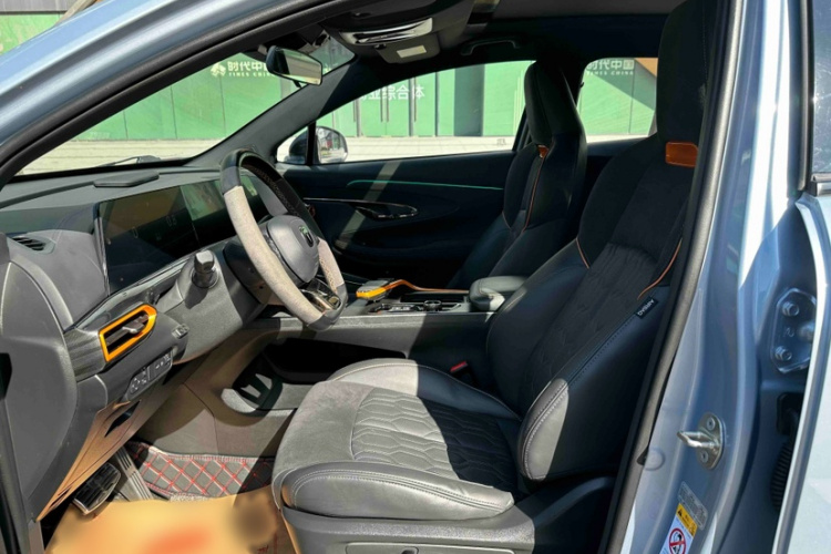 Changan UNI-T 2021 car image #11