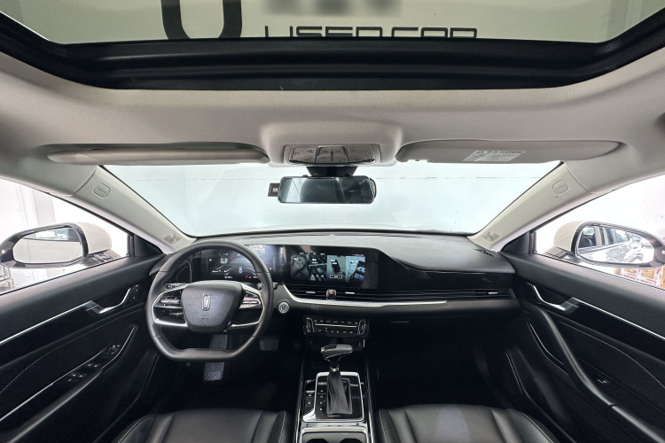 2021 car image #11