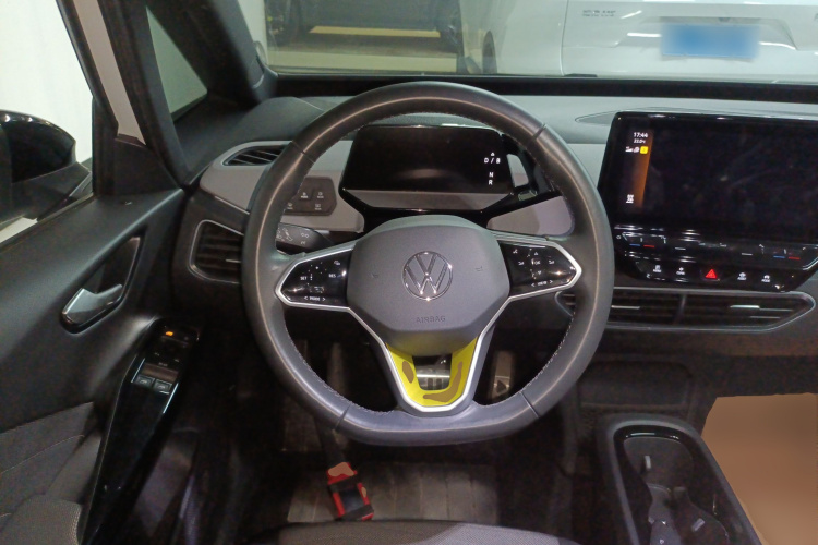 Volkswagen ID.3 2023 #11 Volkswagen ID.3 2023 car image #11