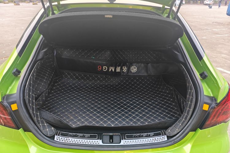 MG 6 New Energy 2020 car image #11