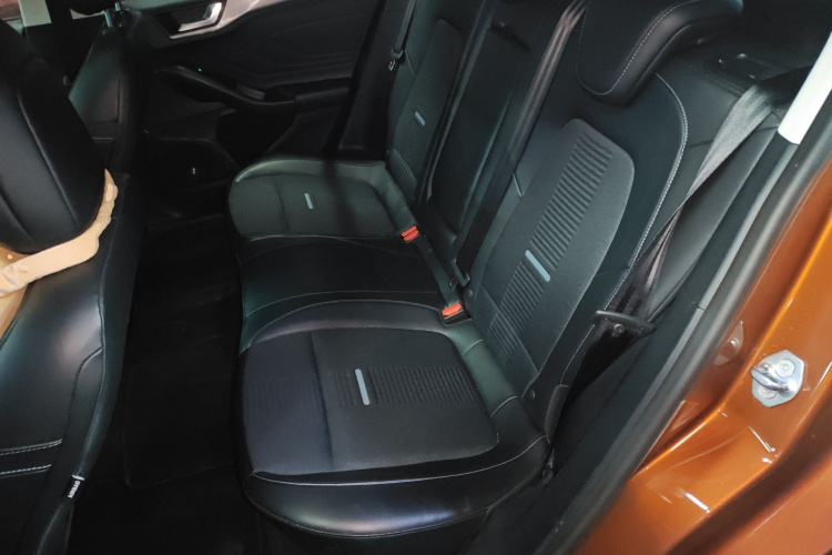 Ford Focus Active 2019 #11 Ford Focus Active 2019 immagine di auto #11