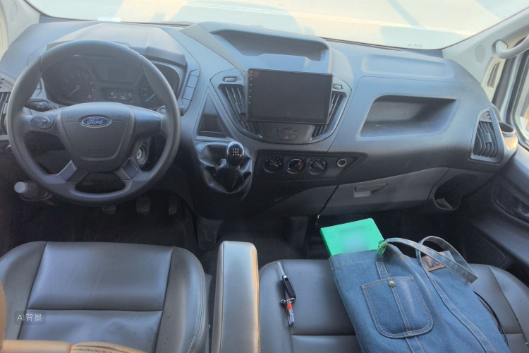 Ford Transit 2020 car image #11