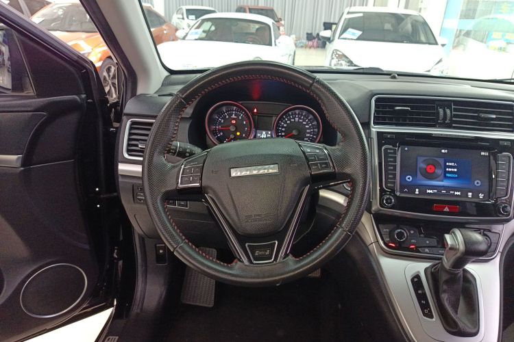 Haval M6 2018 #11 Haval M6 2018 car image #11