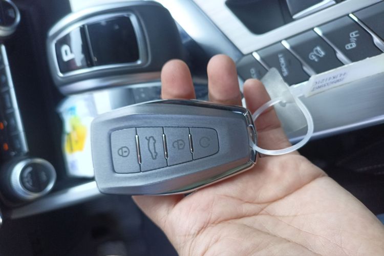 GEELY Coolray 2019 #11 GEELY Coolray 2019 car image #11