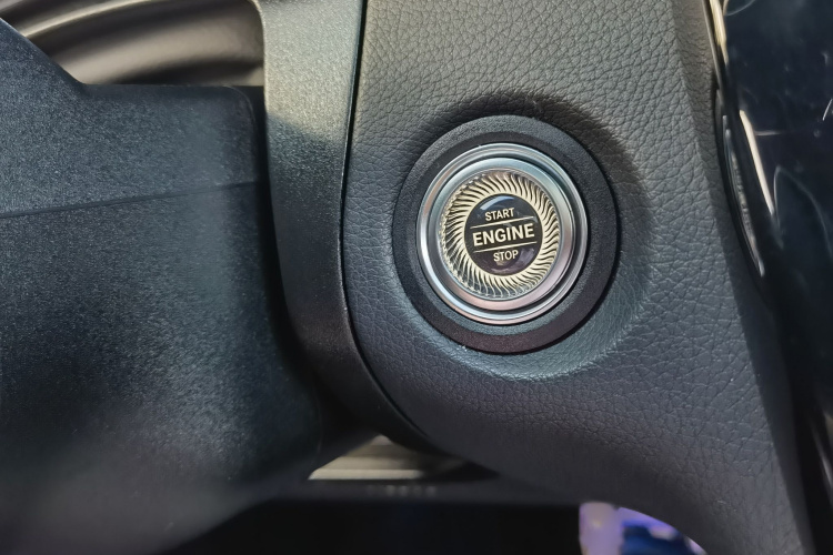 Mercedes-Benz GLC Coupe 2023 imagem de carro #11