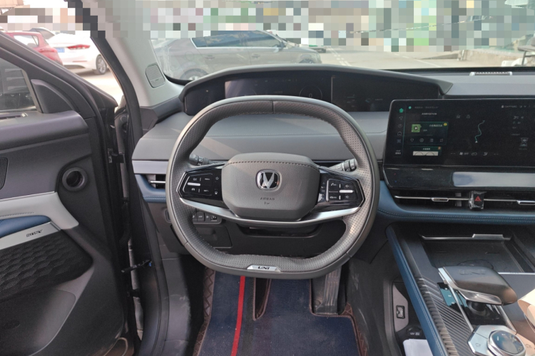 Changan UNI-K iDD 2023 car image #11