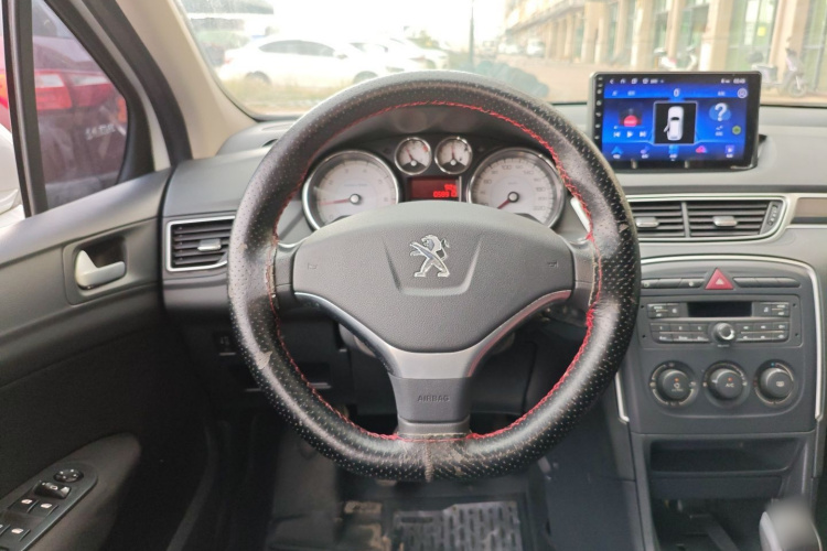 Peugeot 308 2016 imagen de coche #11