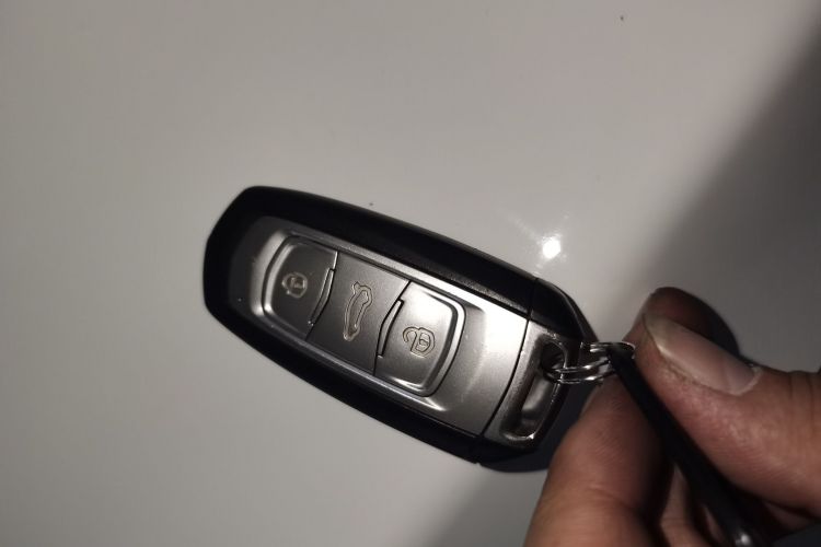 GEELY Boyue 2016 car image #11
