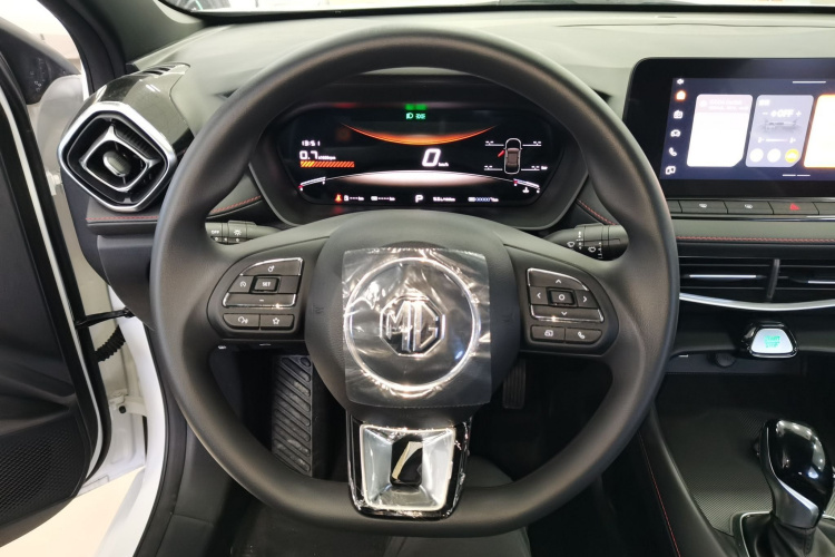 MG 5 2025 car image #11
