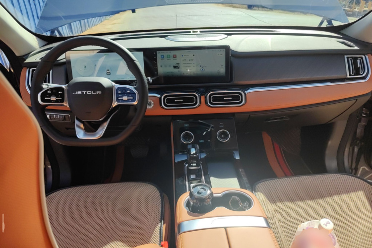 X70 PLUS 2024 immagine di auto #11