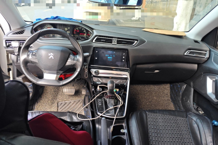 Peugeot 308 2019 #11 Peugeot 308 2019 car image #11