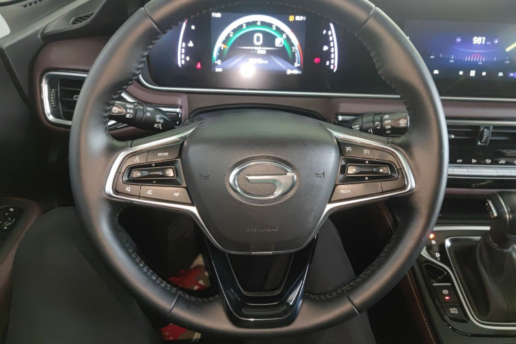 GAC Trumpchi M6 2022 صورة سيارة #11