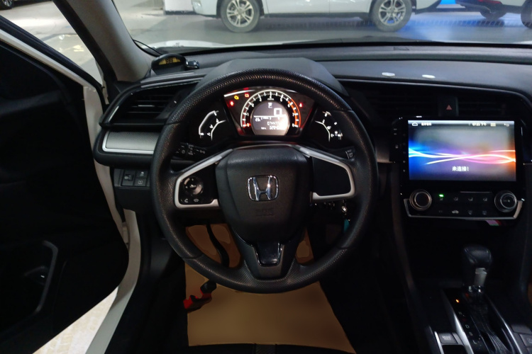 Honda Civic 2017 car image #11