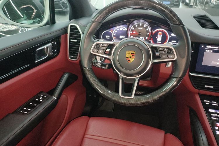 2021 car image #11