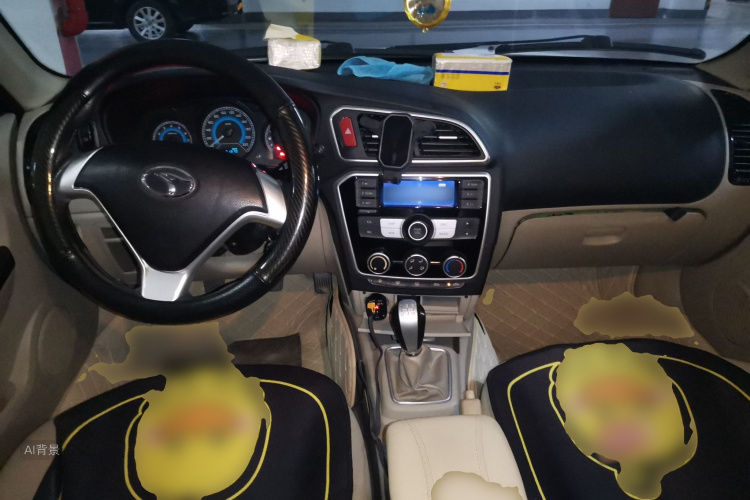 Soueast V3 Lingyue 2017 car image #11