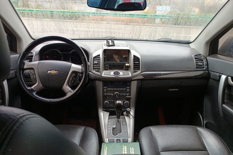 Chevrolet Captiva 2015 #11 Chevrolet Captiva 2015 car image #11