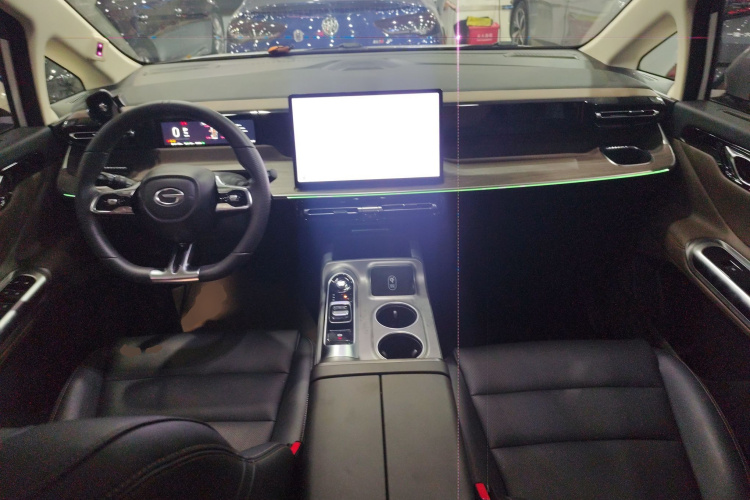 GAC Trumpchi E8 New Energy 2023 car image #11