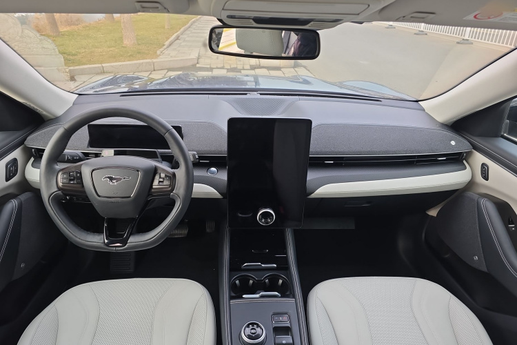 Ford Mustang Mach-E 2022 #11 Ford Mustang Mach-E 2022 immagine di auto #11