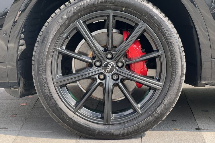 Audi Q5L Sportback 2024 car image #11