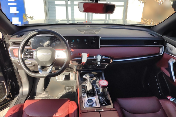 X70 PLUS 2020 car image #11