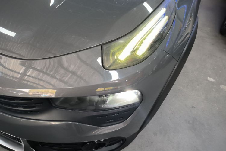 Lynk & Co 02 2019 car image #11