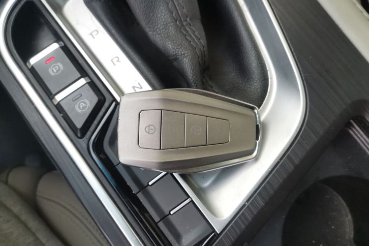 GEELY Binray 2018 car image #11