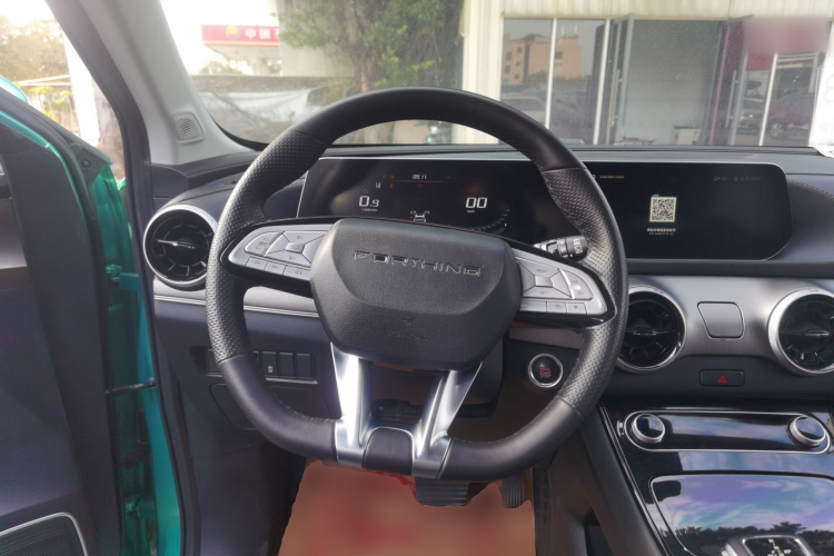 Forthing T5 EVO 2021 car image #11