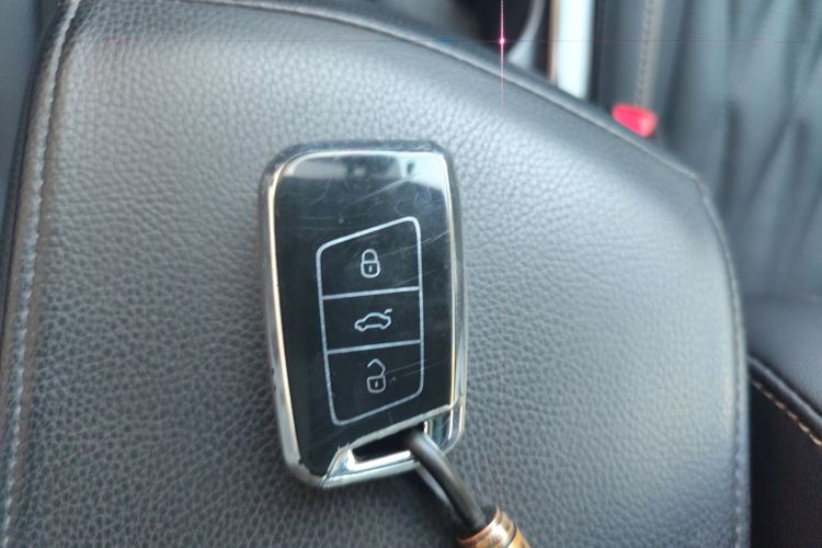 Volkswagen Passat New Energy 2021 car image #11