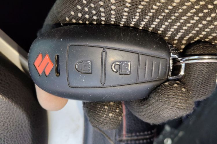 Suzuki S-Cross 2017 immagine di auto #11