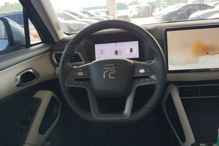 BYD YuanUP 2025 car image #11