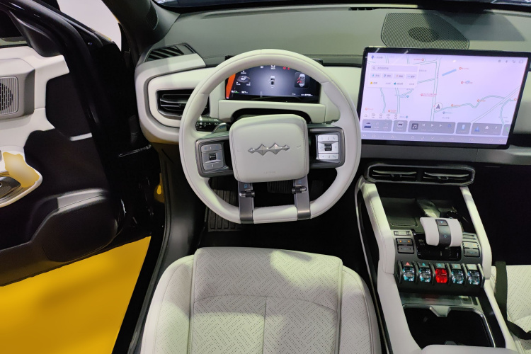 FangChengBao Tiger 3 2025 #11 FangChengBao Tiger 3 2025 car image #11