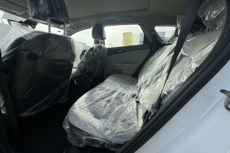 Kia Sportage car image #11