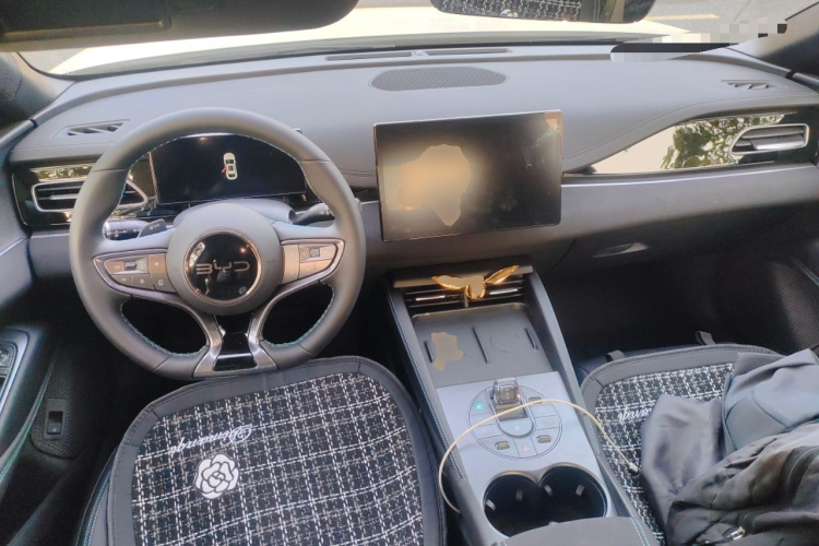 BYD Seal 06 New Energy 2025 #11 BYD Seal 06 New Energy 2025 car image #11