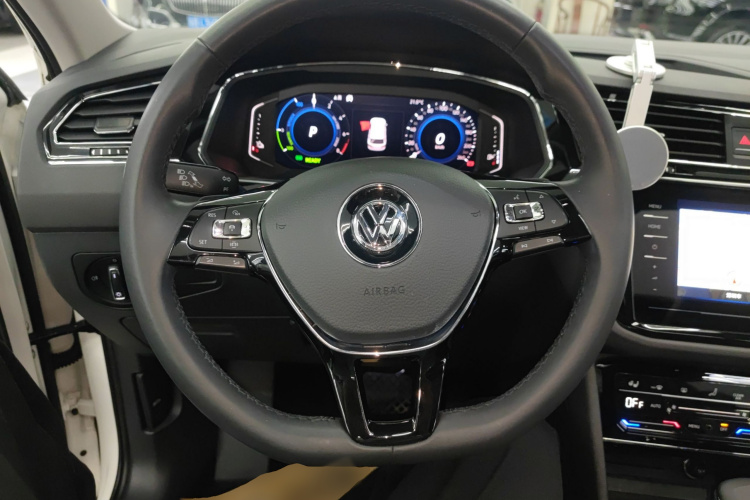 Volkswagen Tiguan L New Energy 2020 #11 Volkswagen Tiguan L New Energy 2020 image de voiture #11