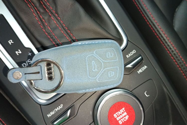 Q2L 2023 car image #11