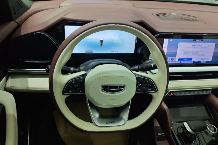 GEELY Monjaro 2024 car image #11