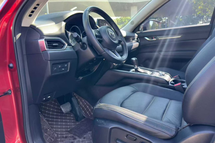 Mazda CX-5 2018 car image #11