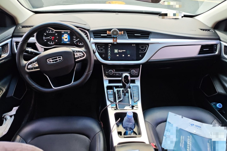 Emgrand GL 2019 #11 Emgrand GL 2019 car image #11
