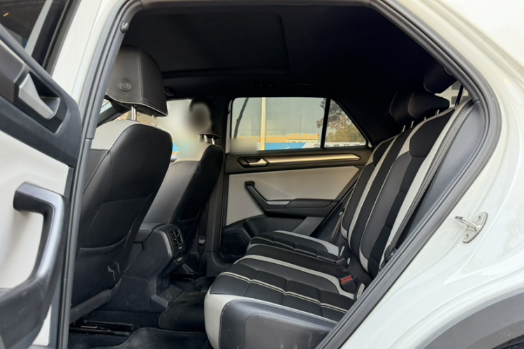 T-Roc 2023 immagine di auto #11