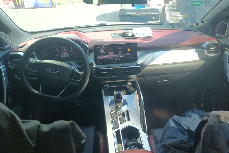 GEELY Coolray 2020 #11 GEELY Coolray 2020 car image #11