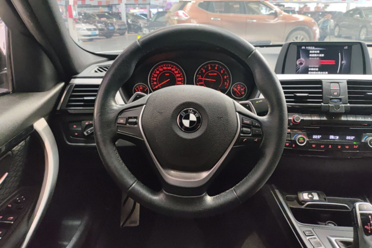 BMW 3 Series 2017 #11 BMW 3 Series 2017 car image #11