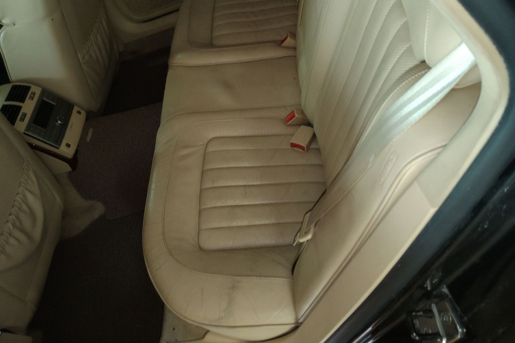 Volkswagen Pheaton 2013 immagine di auto #11