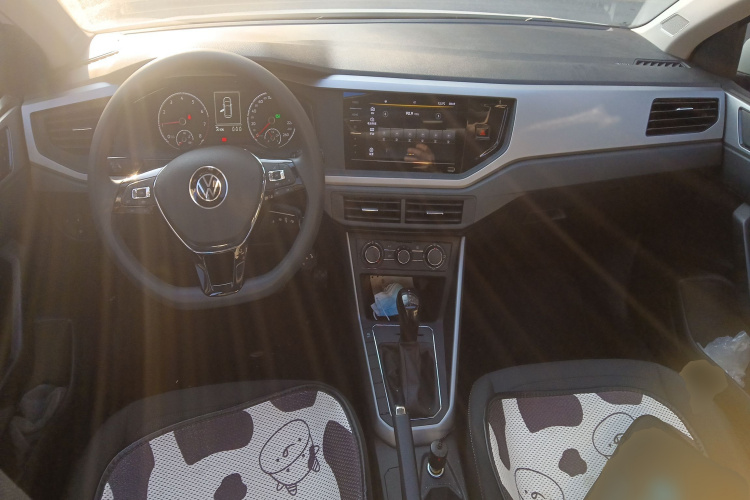 Polo 2021 car image #11
