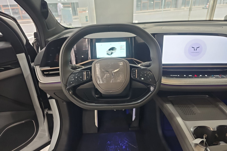 HongQi TianGong 08 2025 car image #11