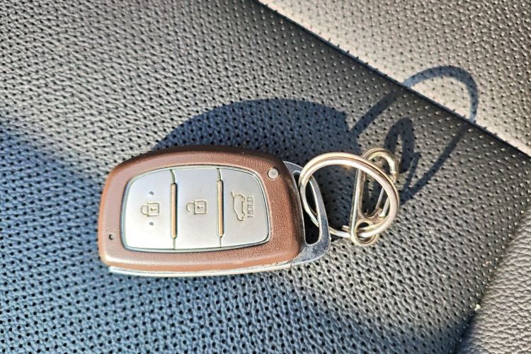 Hyundai ix25 2019 #11 Hyundai ix25 2019 car image #11