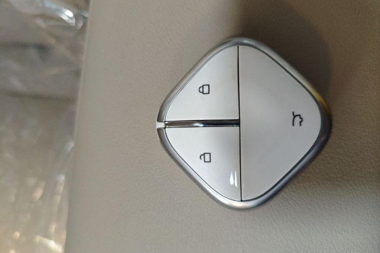 Wuling Binguo PLUS 2025 #11 Wuling Binguo PLUS 2025 immagine di auto #11